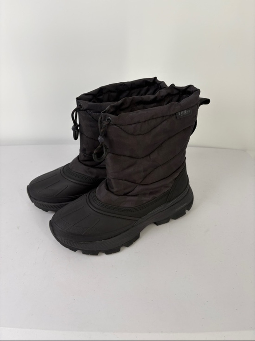💐 L.L. Bean waterproof Tek 2.5 Black Quilted Insulated Winter Boots